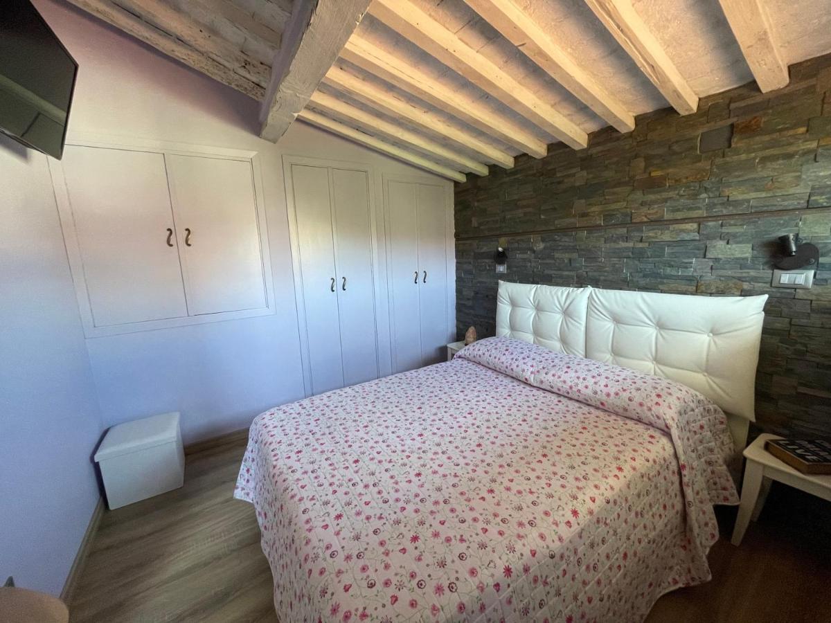 Apartamento Il Cappellaio Matto Livorno Exterior foto