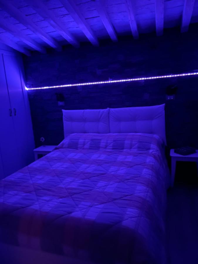 Apartamento Il Cappellaio Matto Livorno Exterior foto